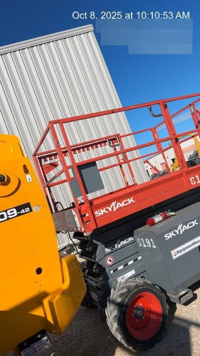 2017 SKYJACK SJ6832 RT