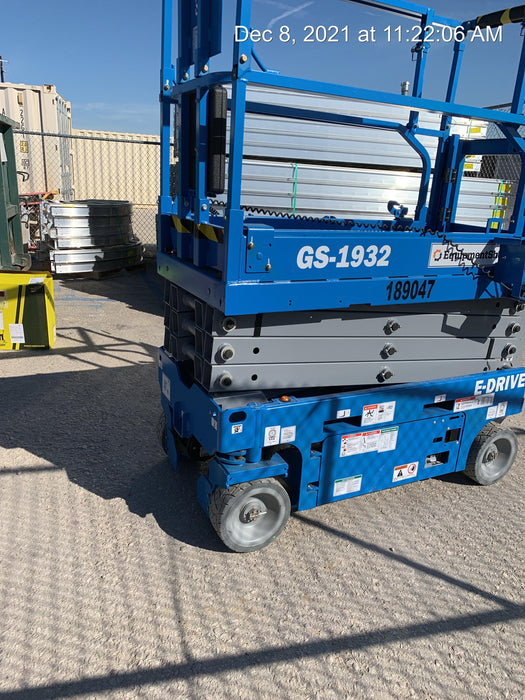 2021 GENIE GS-1932