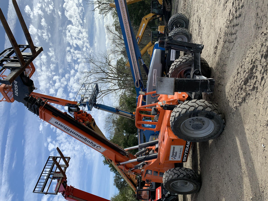 2020 SKYTRAK 12054