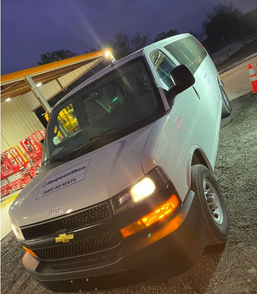 2023 CHEVROLET Express Van - Rental