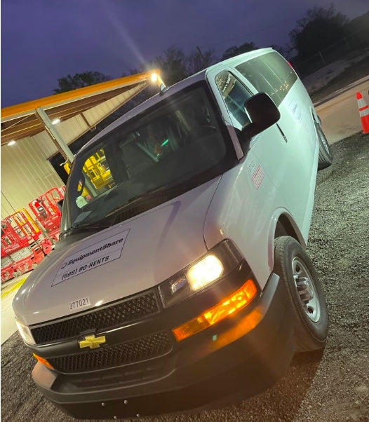 2023 CHEVROLET Express Van - Rental