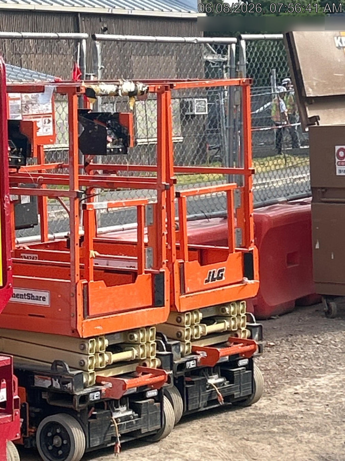 2022 JLG ES1330L