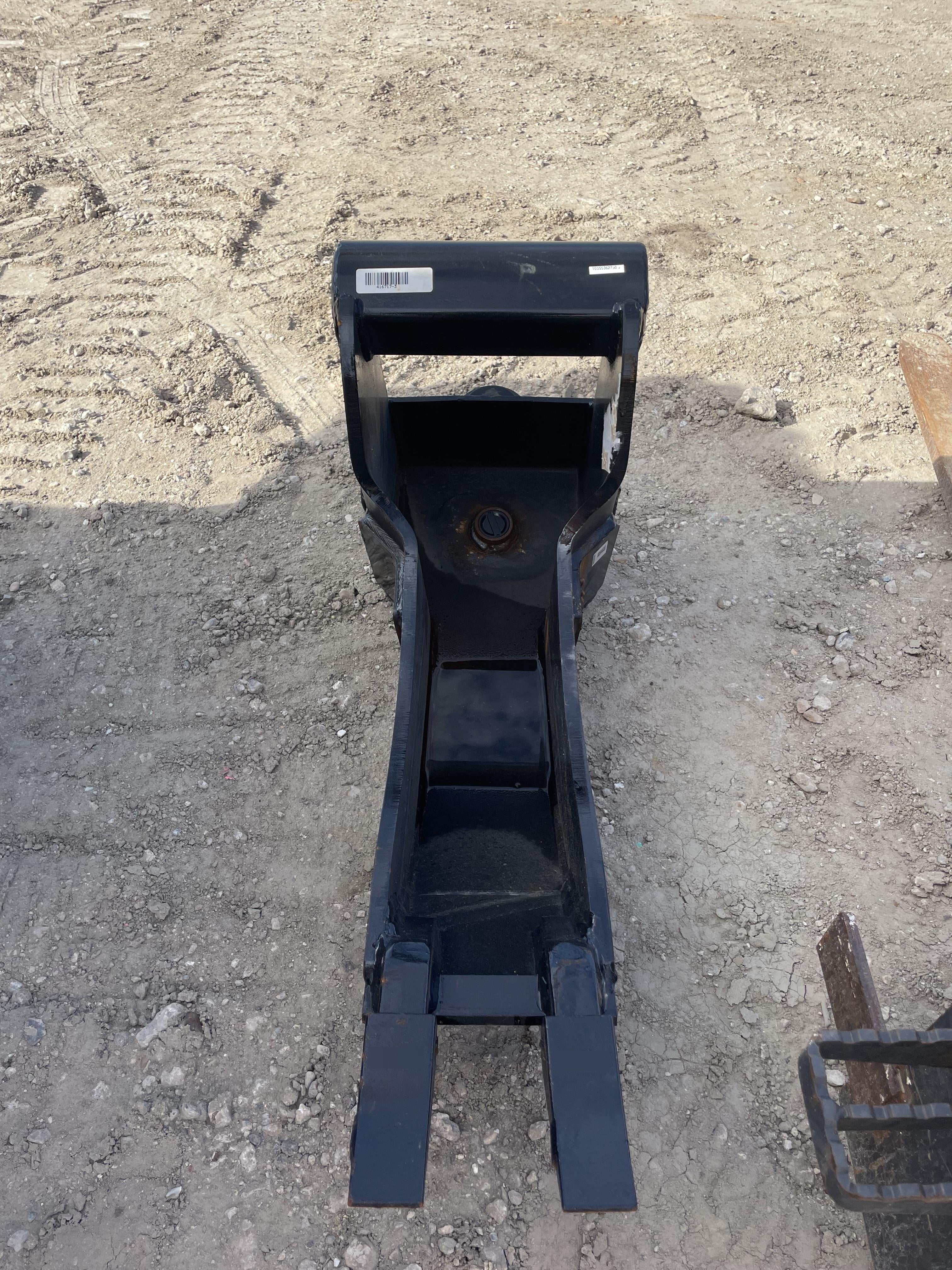 2023 TAG MANUFACTURING 8" Cribbing Bucket -Tag