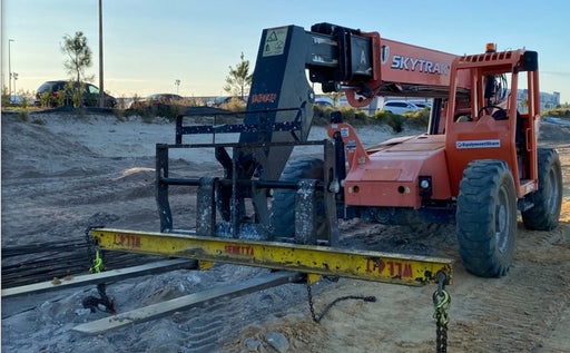 2017 Skytrak 6042 42' REACH, PALLET FORKS, 6k, FOAM FILLED TIRES