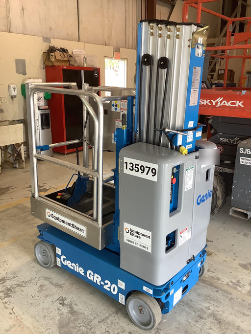 2021 GENIE GR-20