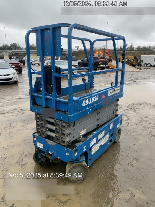 2019 Genie GS-1930 Fixed Rails with Chain Entry