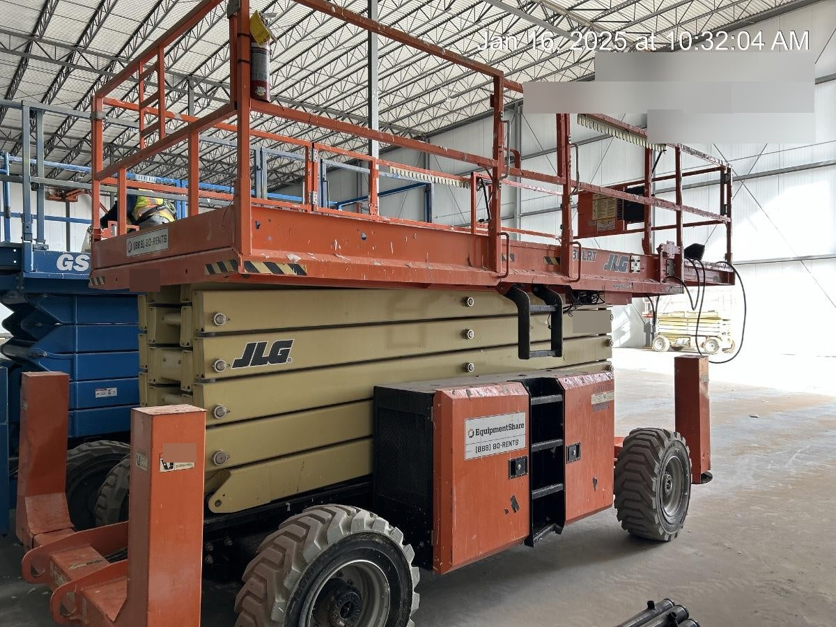 2020 JLG 530LRT