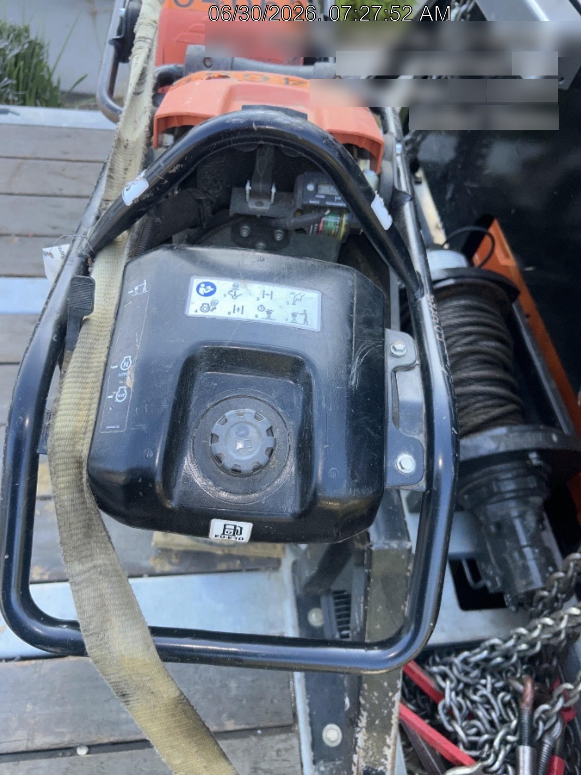 2025 HUSQVARNA LT6005