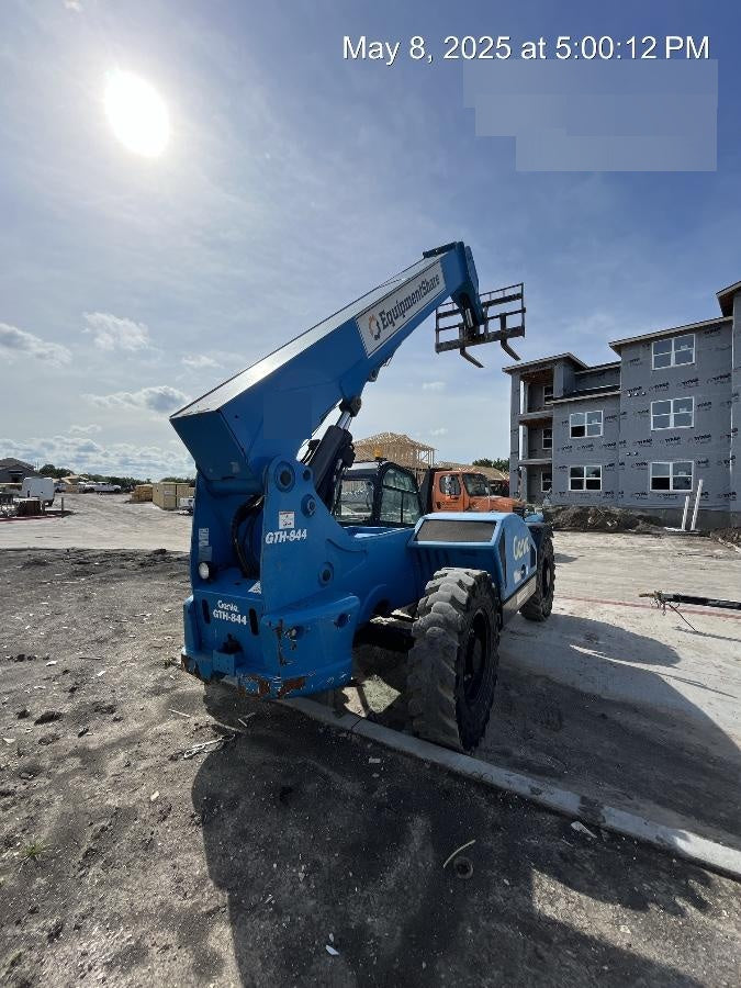 2019 GENIE GTH-844