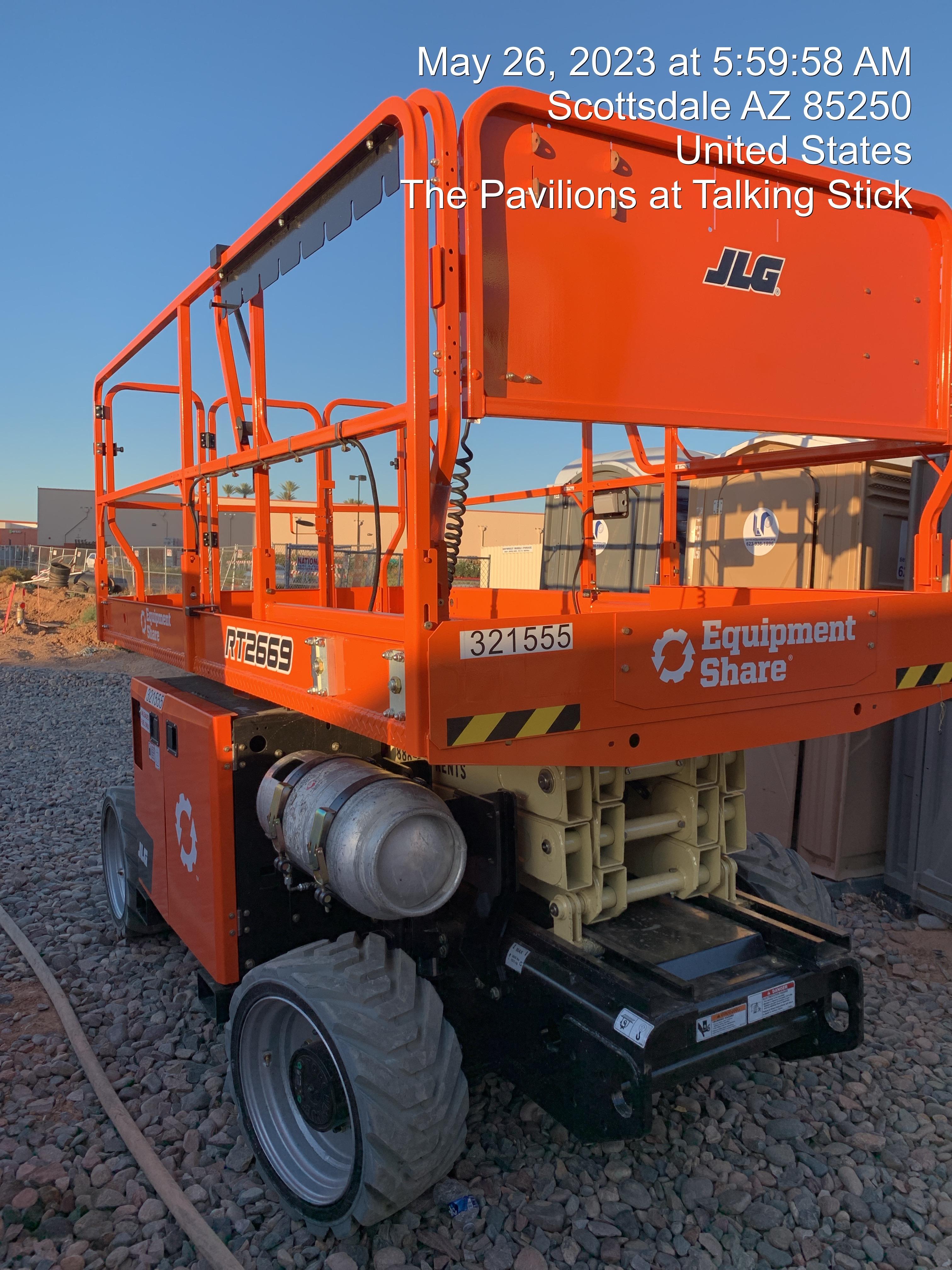 2023 JLG RT2669