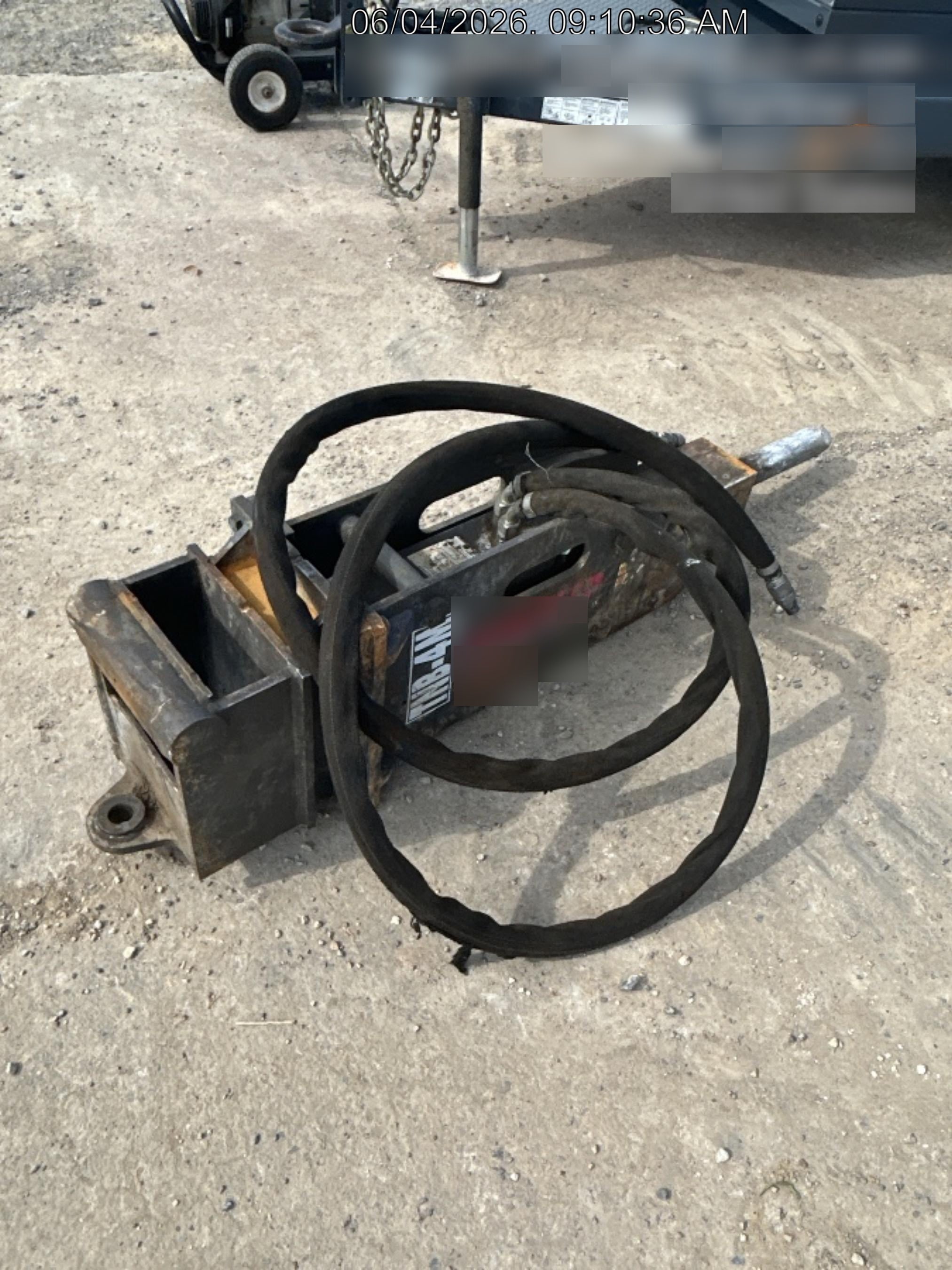 2023 TOKU TNB4J-C