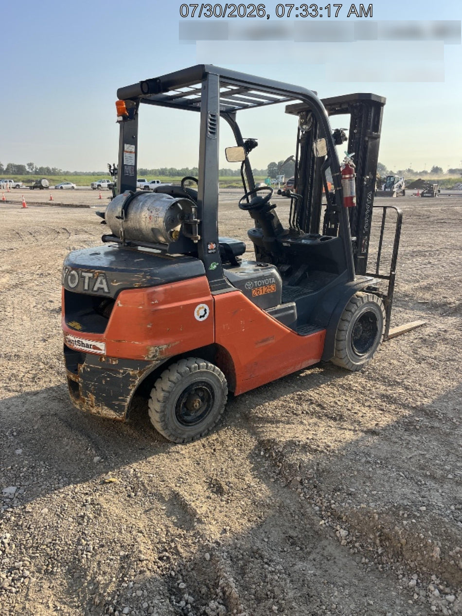 2022 TOYOTA 50-8FGU25