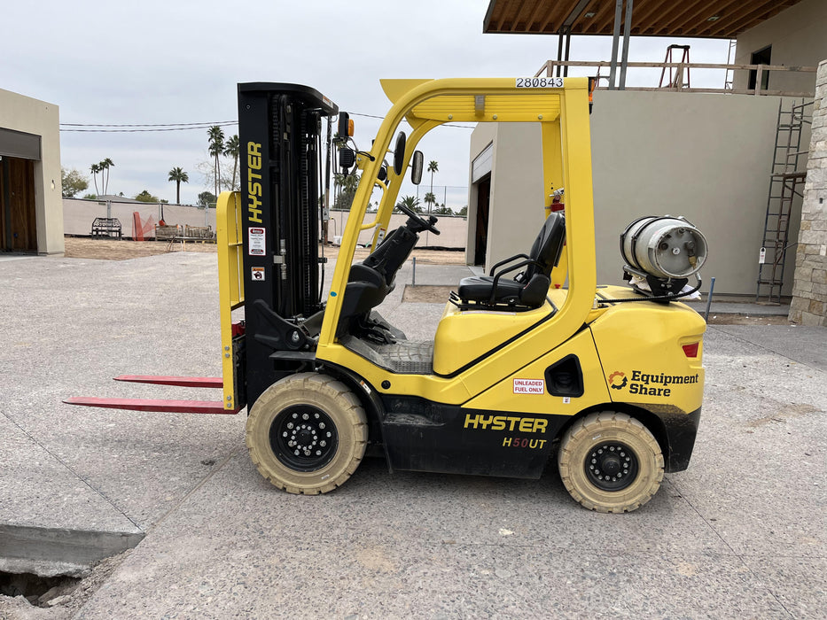 2022 HYSTER H50UT