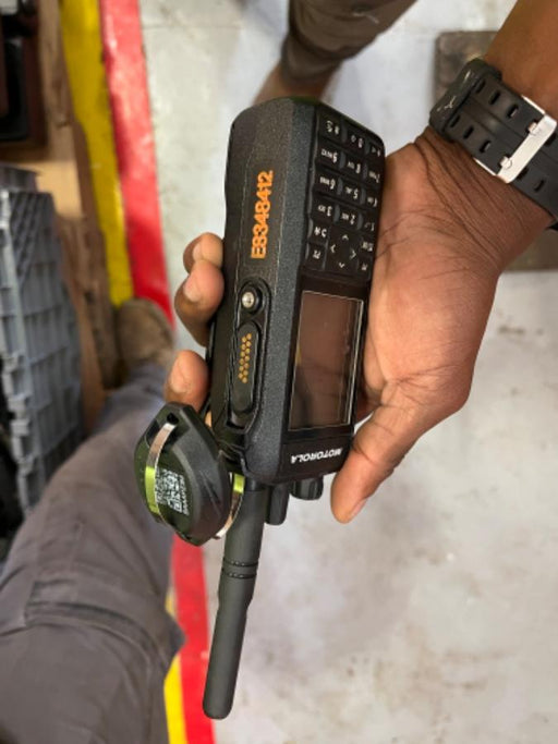 2023 MOTOROLA R7 DISPLAY