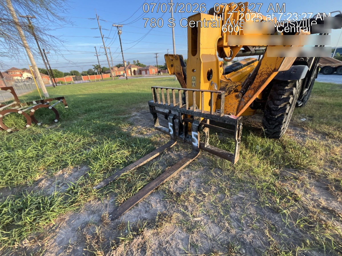 2023 JCB 510-56