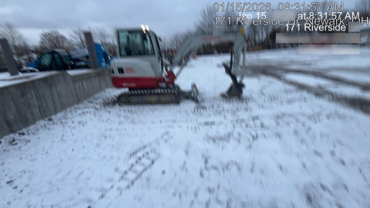 2025 TAKEUCHI TB235-2CR