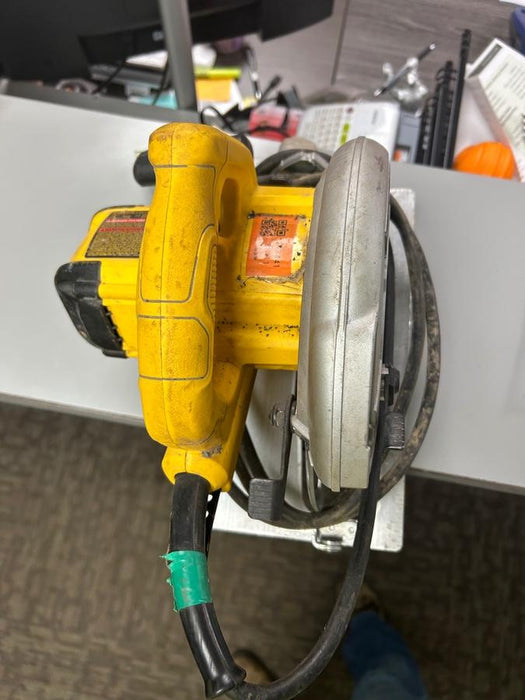 2021 DEWALT DWE575
