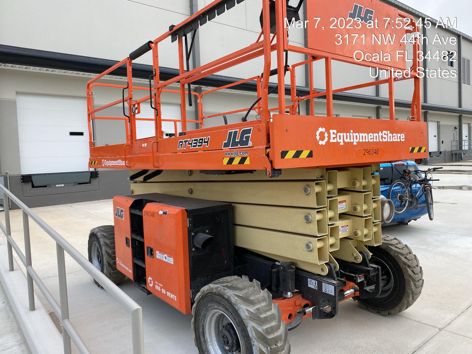 2023 JLG RT4394
