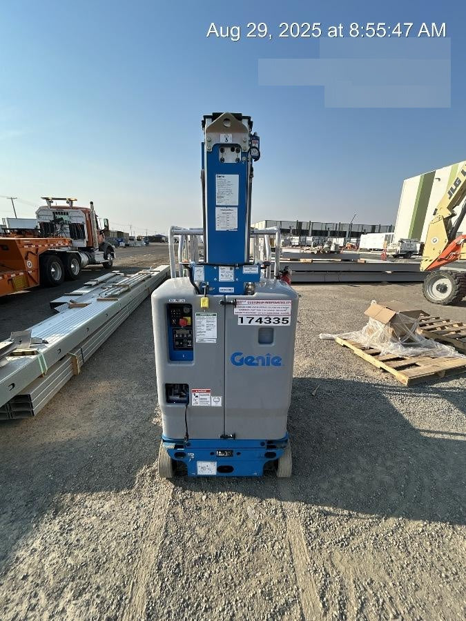 2021 GENIE GR-20