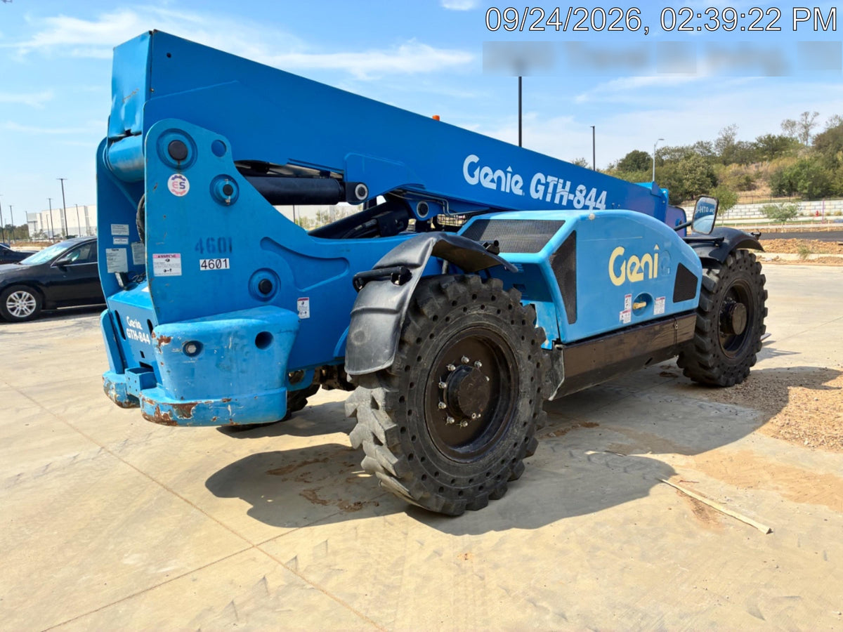 2017 Genie GTH-844 Solid Tires