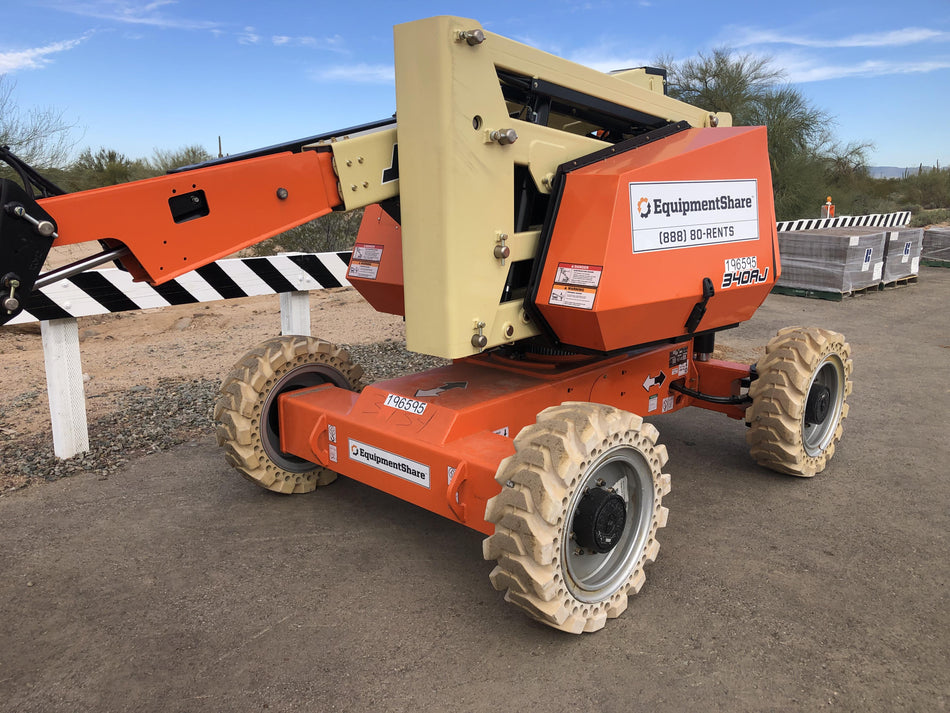 2021 JLG 340AJ