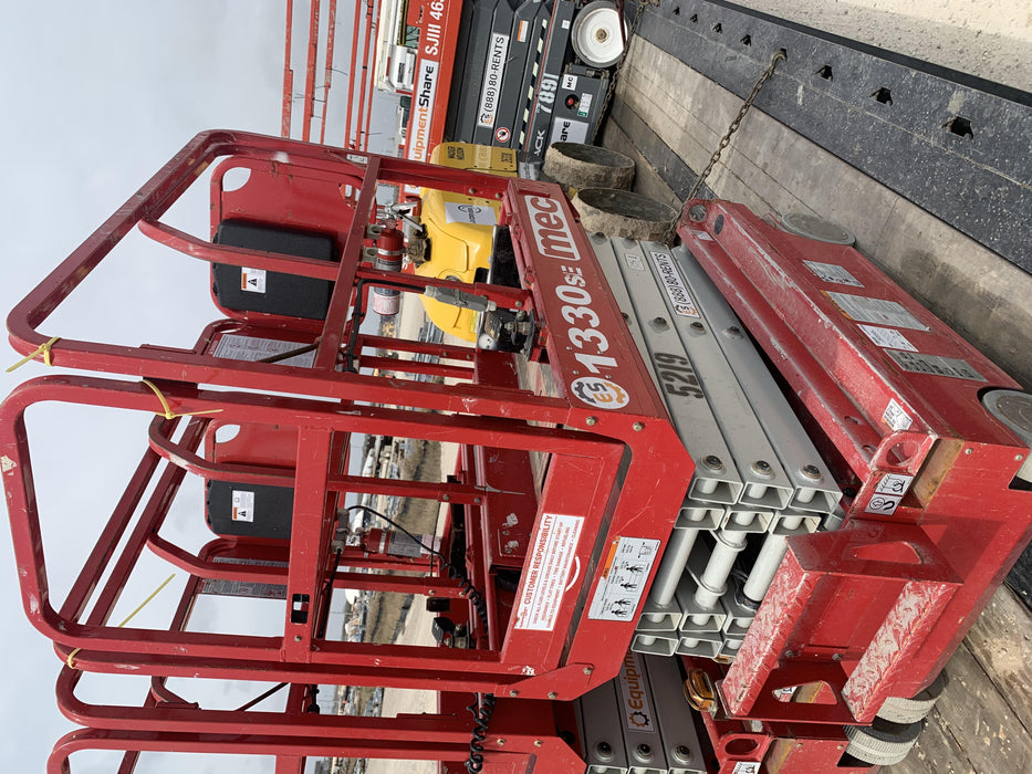 2019 MEC 1330SE MEC 1330SE w/ES Track Hardware, Full Extended 2 Year Warranty