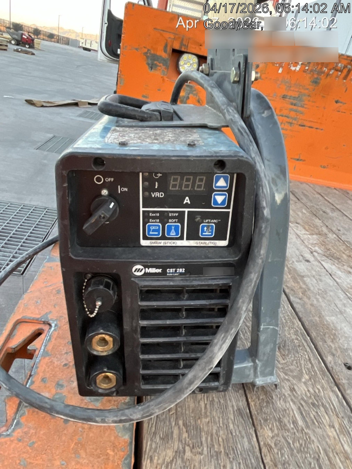 2025 MILLER ELECTRIC CST-282