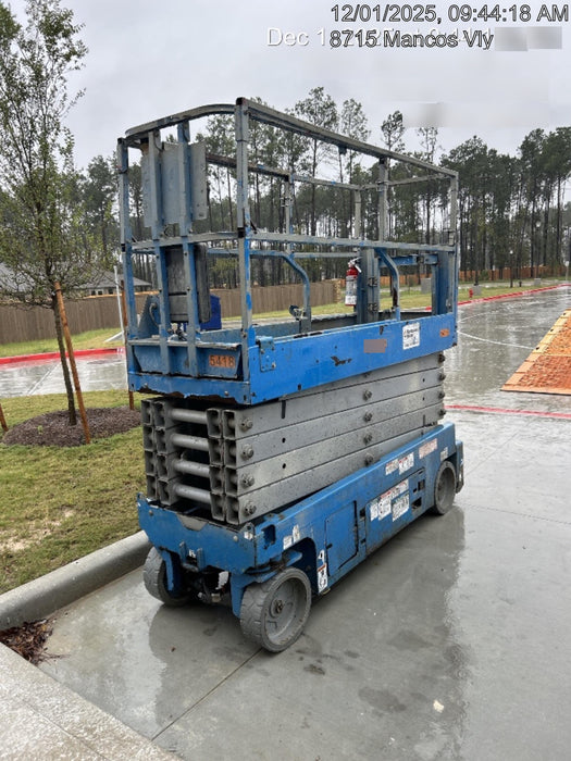 2017 Genie GS-3232 32' Narrow Electric Scissor Lift