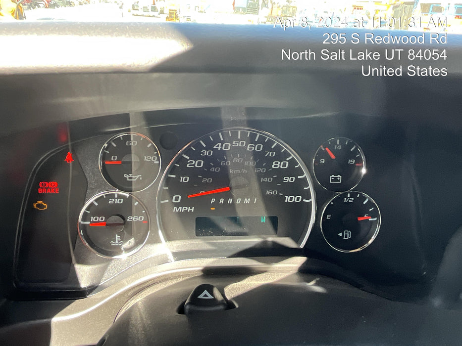 2023 CHEVROLET Express Van - Rental