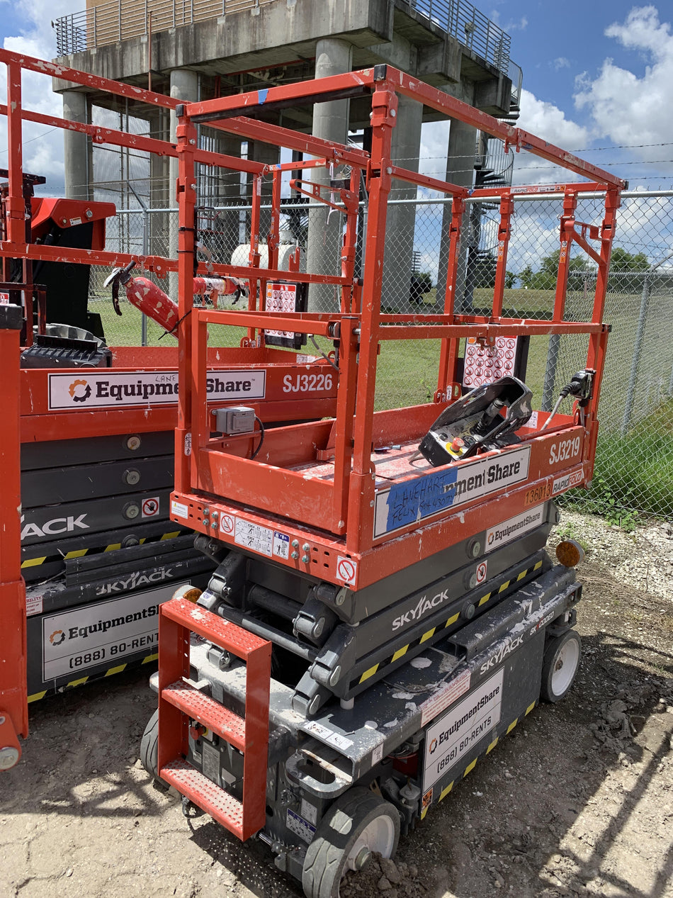 2021 SKYJACK SJ3219