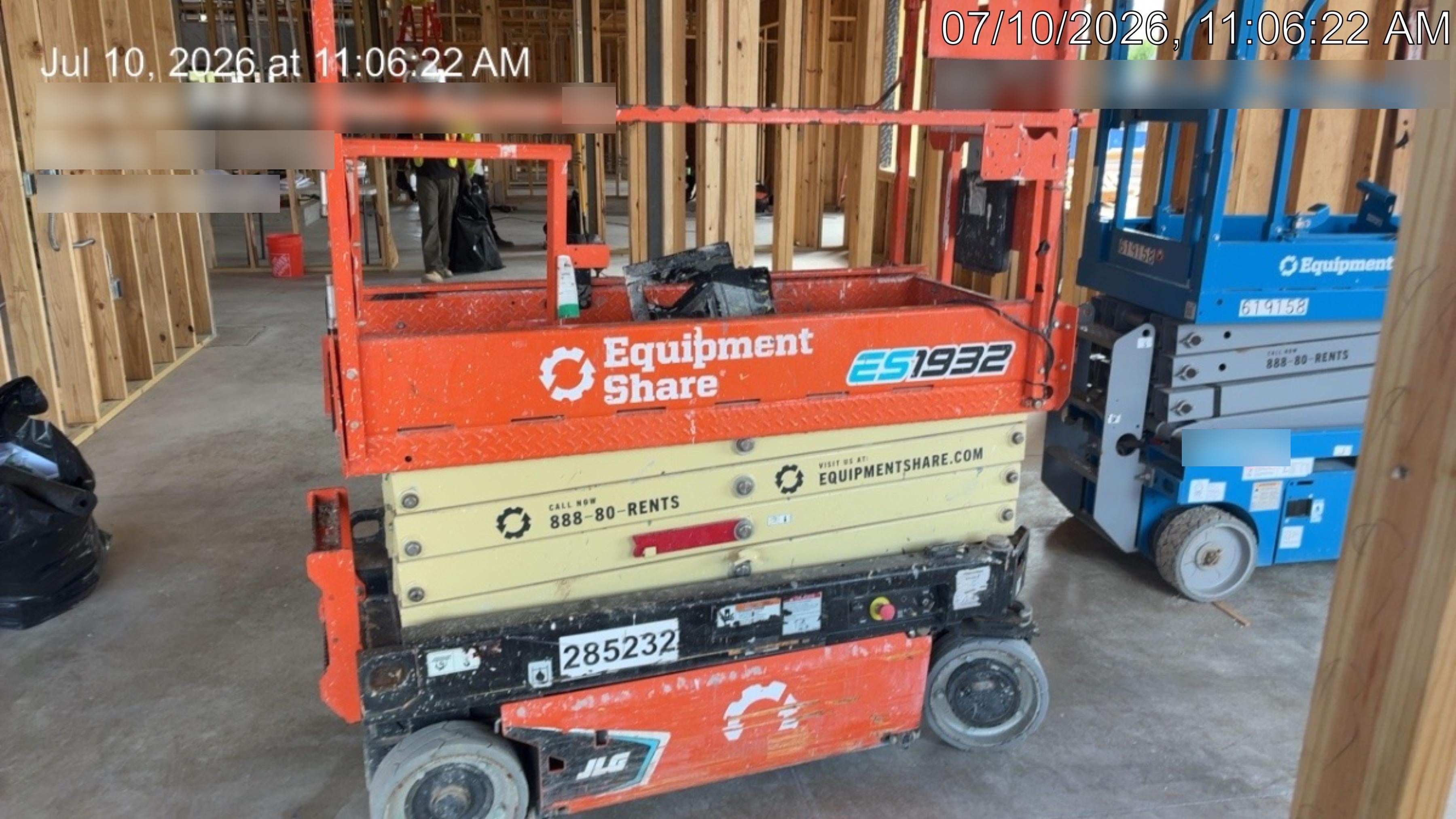 2022 JLG ES1932