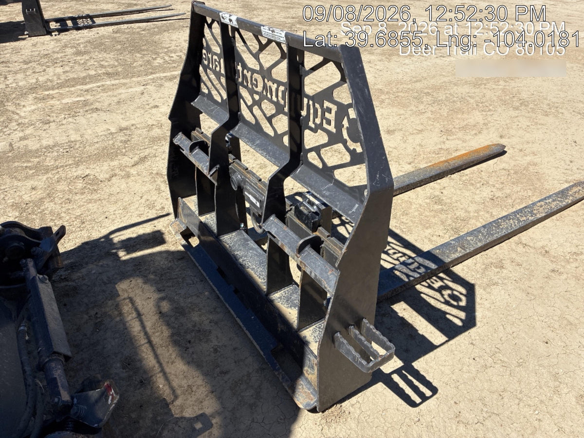2023 PALADIN 48" Pallet Forks - Paladin