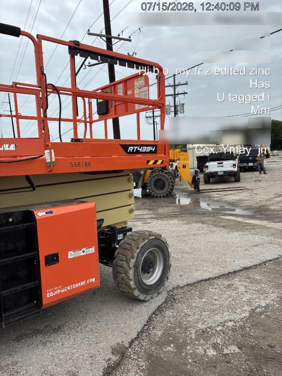 2025 JLG RT4394