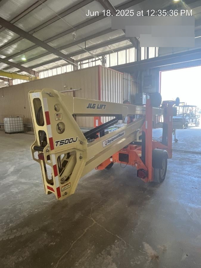 2022 JLG T500J