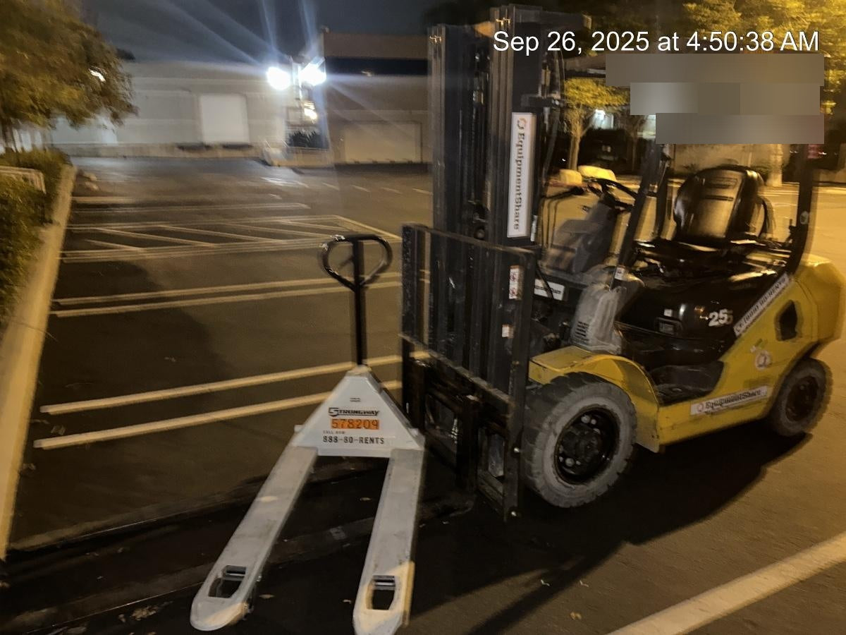 2024 STRONGWAY 4400 lb Pallet Jack