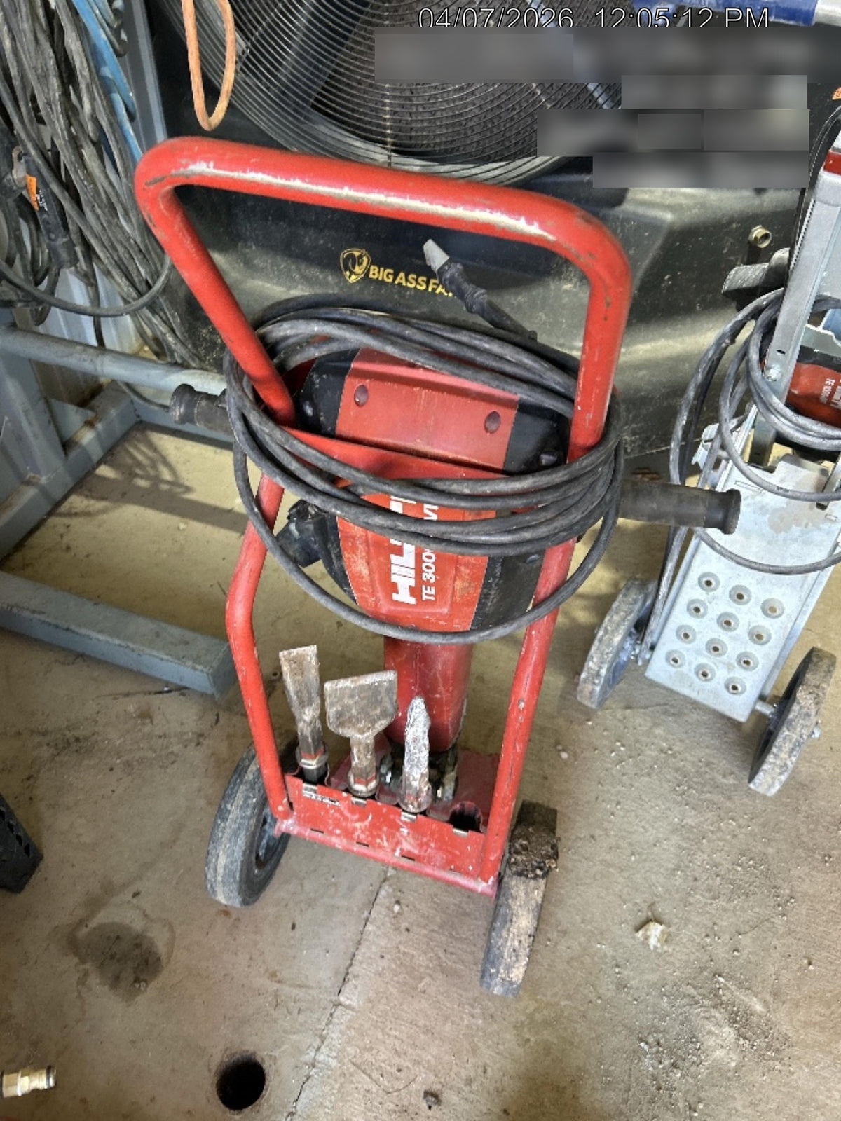 2020 HILTI TE 3000-AVR