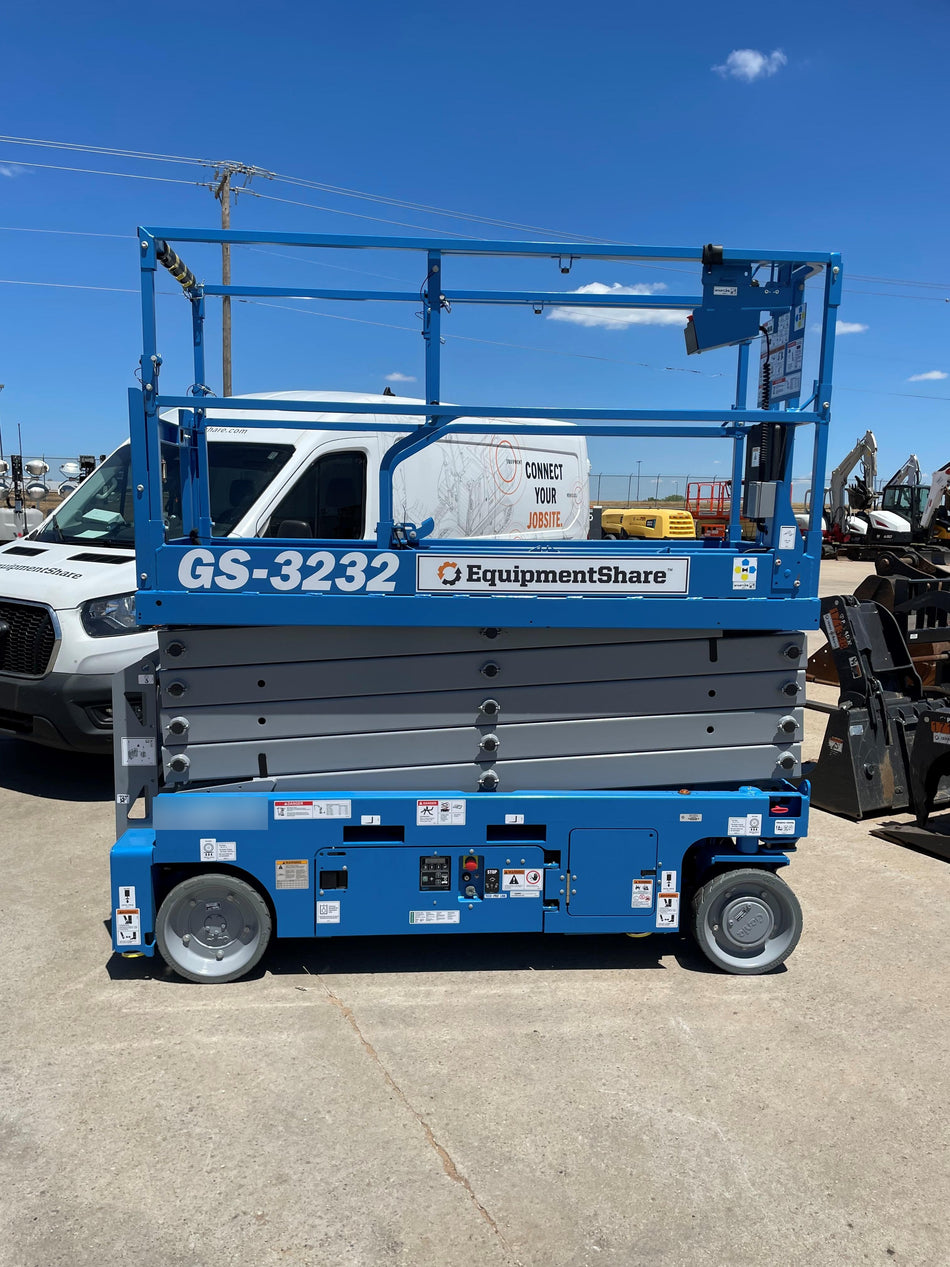 2022 GENIE GS-3232