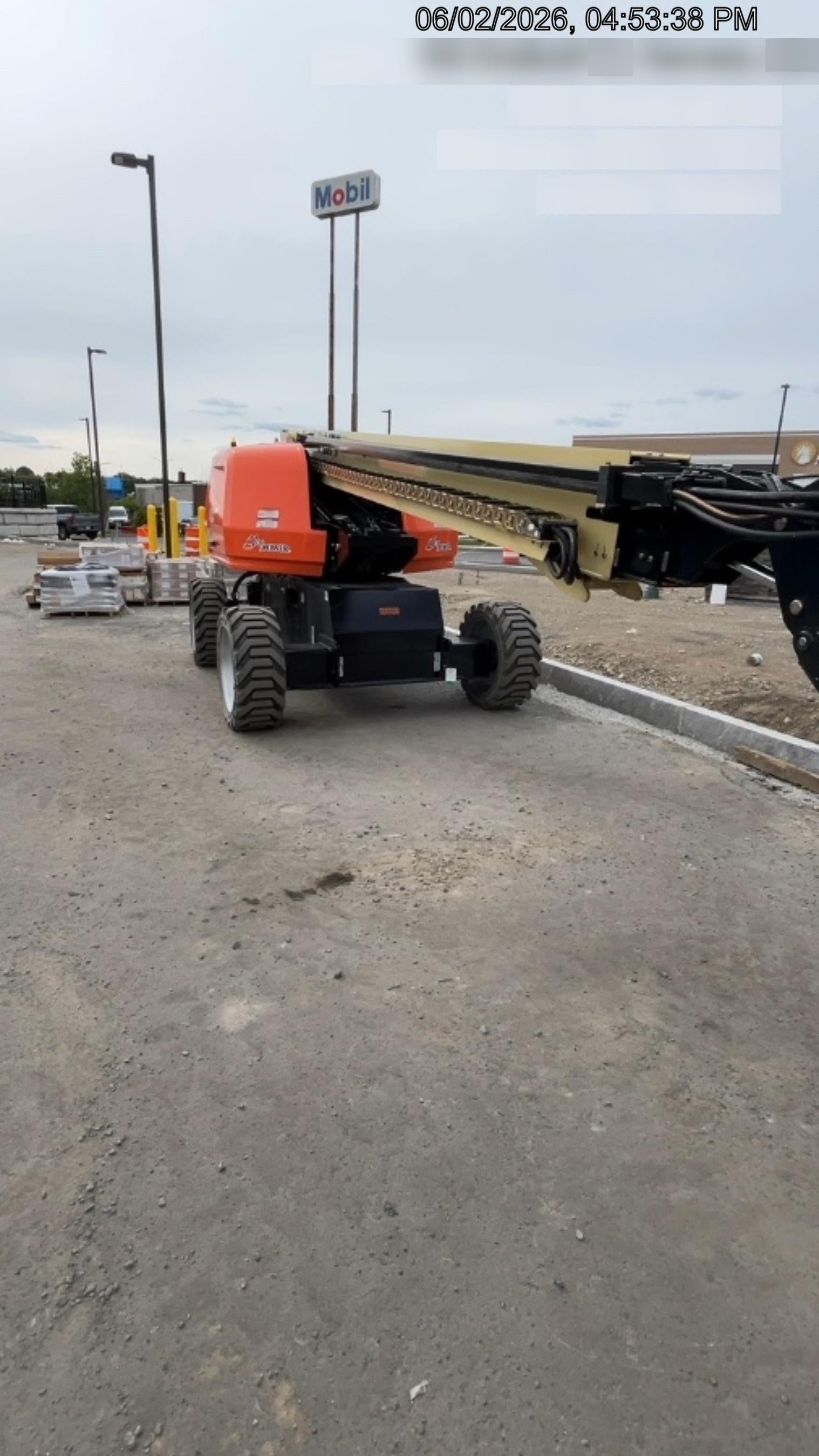 2024 JLG 660SJ