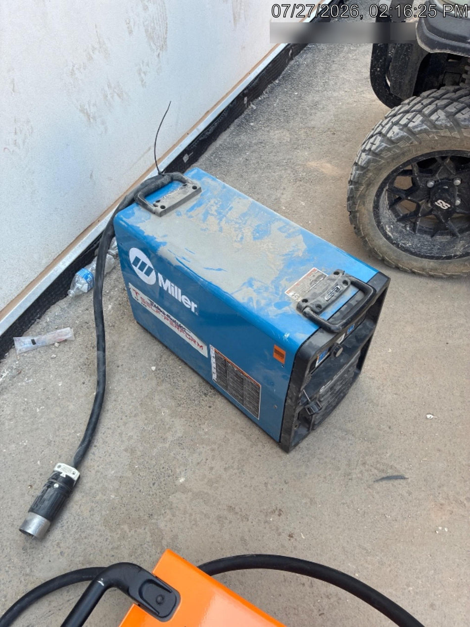 2021 MILLER ELECTRIC XMT 350
