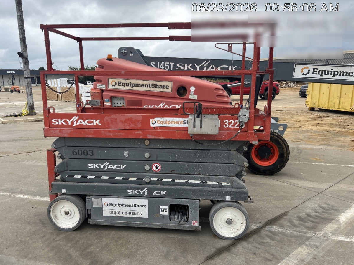 2017 Skyjack SJIII-3226 Skyjack SJ3226, Trojan Battery Set, Extended Warranty 5yr/5k hr