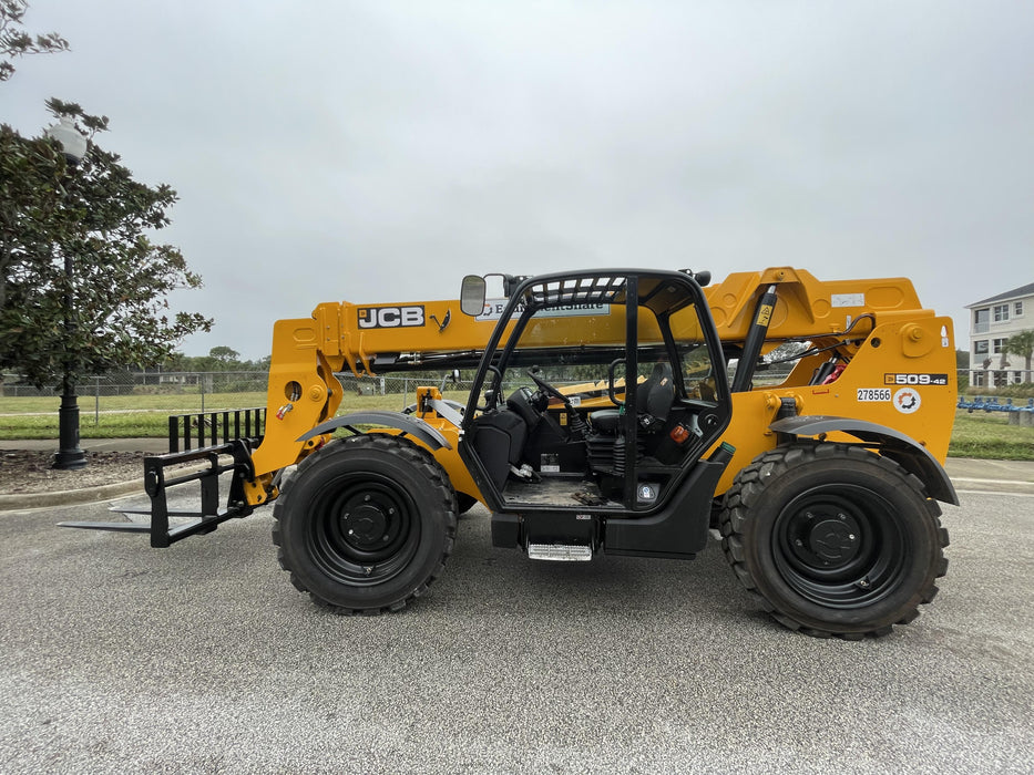 2023 JCB 509-42