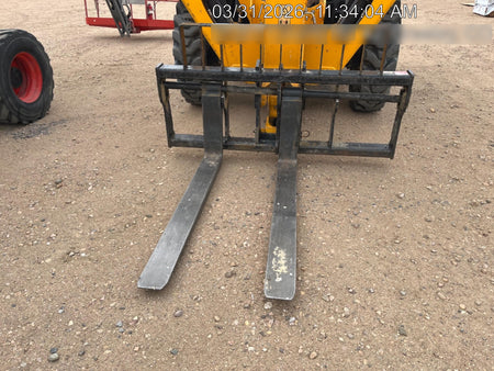 2023 JCB 510-56