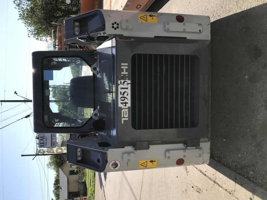 2019 Takeuchi TL8W Canopy, 15" Wide Rubber Tracks, Back-up Alarm, Front & Rear Working Lights, Auxiliary Hydraulics, Two-Speed Travel, Electronic Monitoring System w/76" HD Dirt Bucket with 8 Teeth, 20.3 cubic feet Capacity