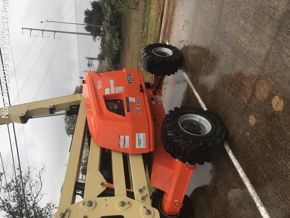 2019 JLG 450AJ