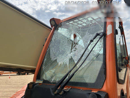 2021 JLG 1075