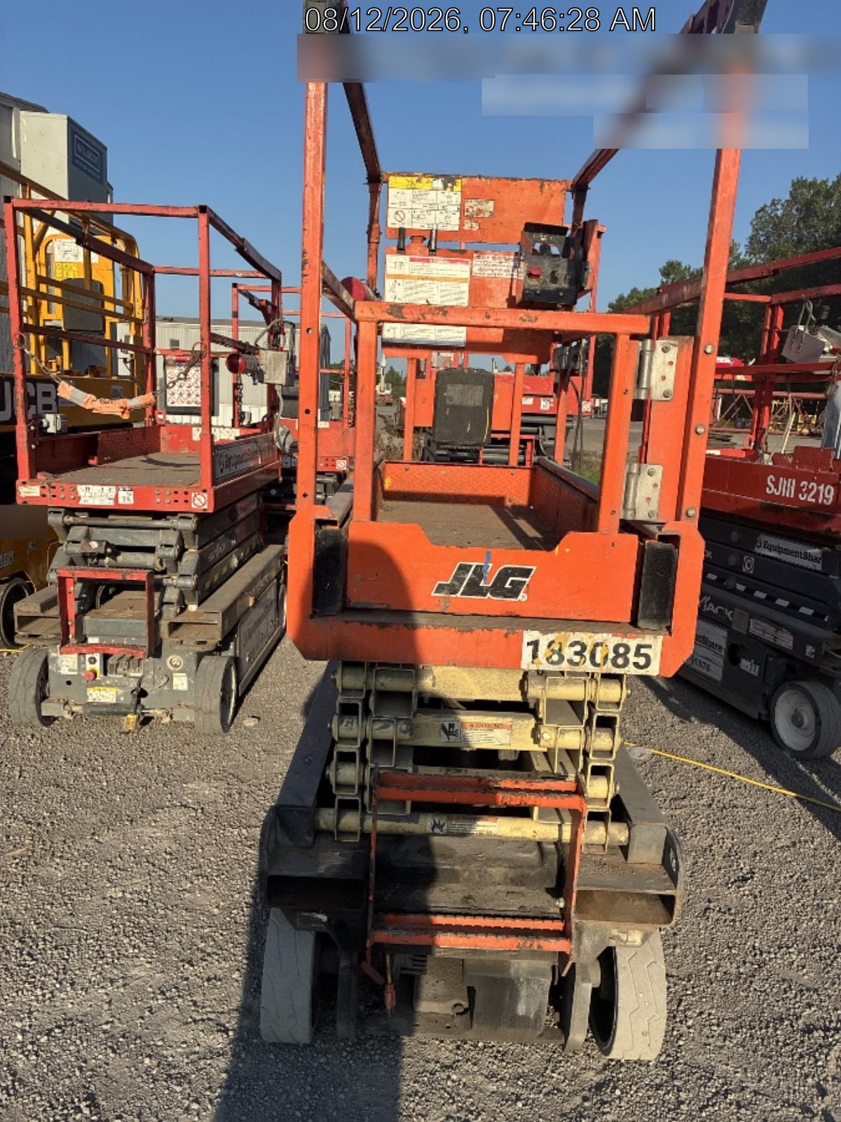 2021 JLG ES1932