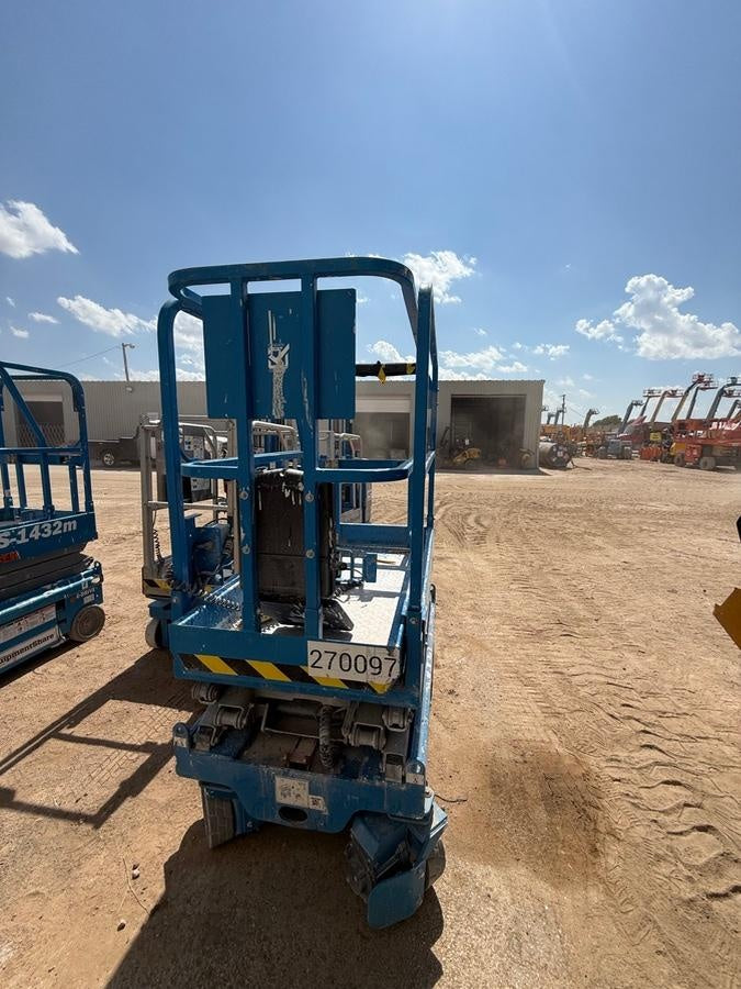 2022 GENIE GS-1432