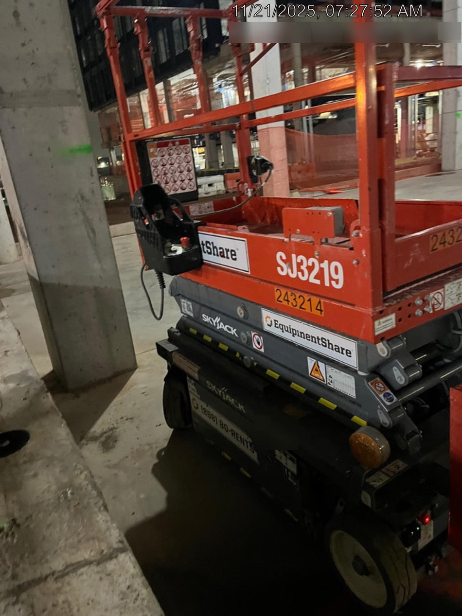 2022 SKYJACK SJ3219