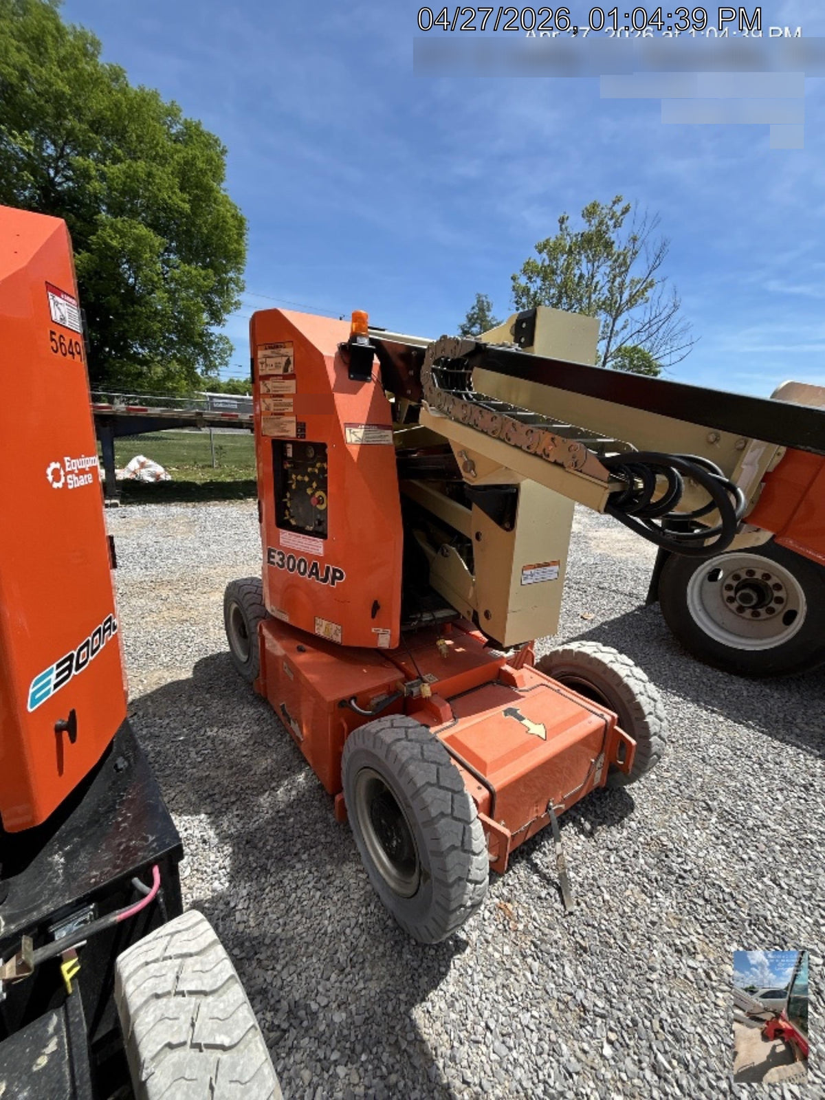 2019 JLG E300AJP
