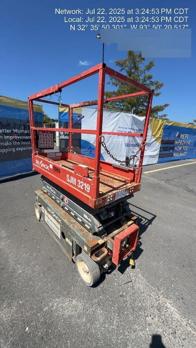2018 Skyjack SJIII-3219 Skyjack SJIII3219 Scissor Lift w/Trojan Batteries